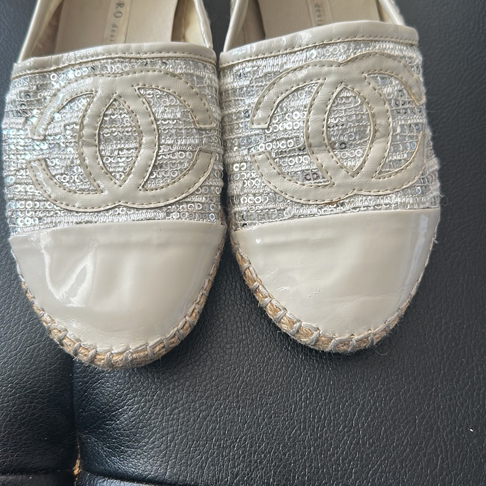 Pretty Flats - Picture 2 of 6